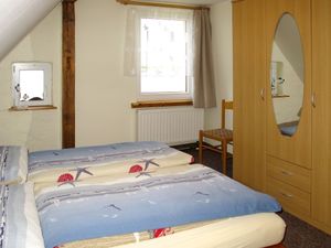 23846922-Ferienwohnung-5-Ummanz-300x225-1