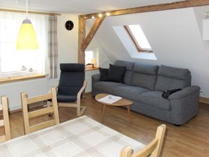 23846922-Ferienwohnung-5-Ummanz-300x225-2