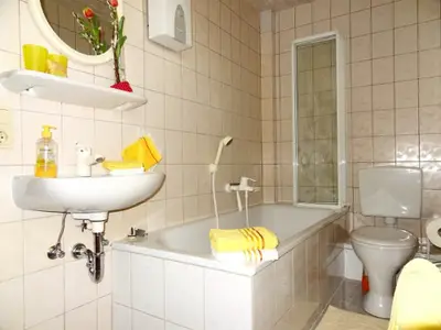 Fewo Löwenzahn Badezimmer Nord