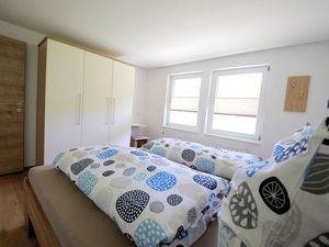 23953927-Ferienwohnung-4-Unterkirnach-300x225-3