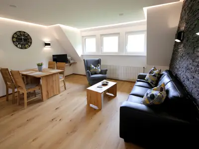 Photo, INSIDE, OUTSIDE