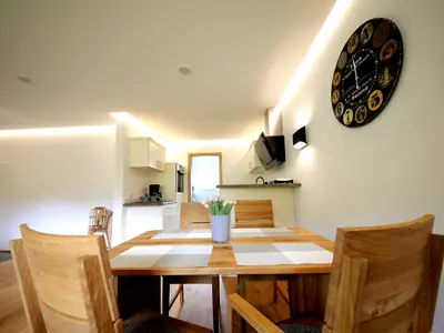 Photo, INSIDE, OUTSIDE