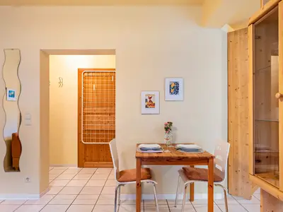 Photo, INSIDE, OUTSIDE