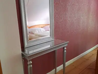 Spiegel im Schlafzimmer