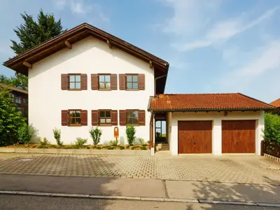 Hausansicht seitlich