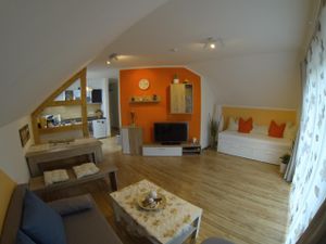 18564391-Ferienwohnung-6-Unterwellenborn-300x225-1