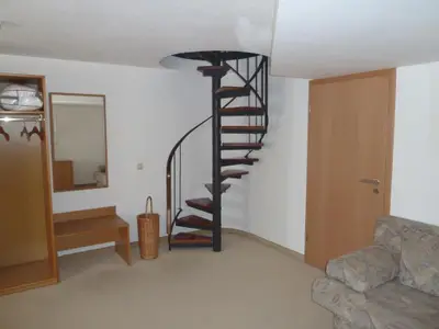 Wendeltreppe zu Schlafzimmer 2