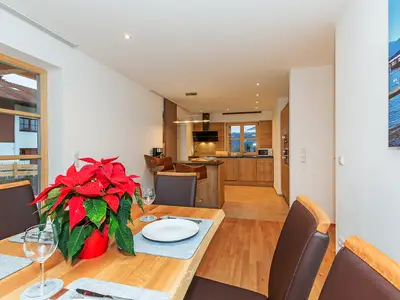 FeWo Maier - Küche mit Esszimmer