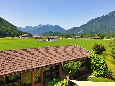Ausblick, Balkon, Bergblick Richtung Schleching Geigelstein