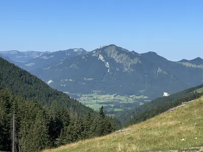 Blick von Jochbergalm auf Hochplatte