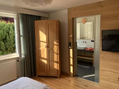 Ziegenzimmer, Blick auf Bad