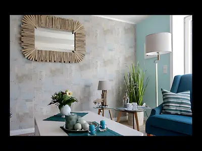 Photo, INSIDE, OUTSIDE