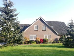 23665402-Ferienwohnung-3-Uplengen-300x225-0