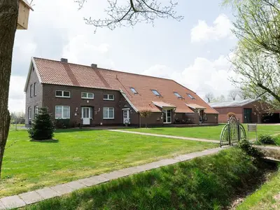 Ferienwohnung für 5 Personen (134 m²) in Uplengen 1/10