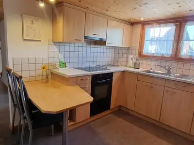 Küche mit Blick zum Gang