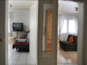 18773734-Ferienwohnung-6-Usingen-300x225-3