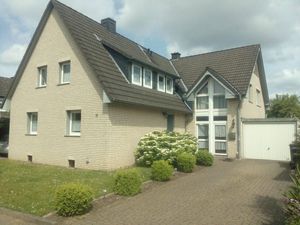 18283736-Ferienwohnung-4-Uslar-300x225-0