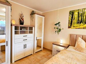 21924419-Ferienwohnung-2-Uslar-300x225-3