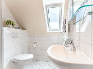 23505165-Ferienwohnung-2-Utersum-300x225-1