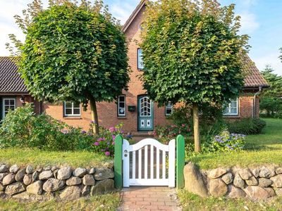 Ferienwohnung für 4 Personen (77 m²) in Utersum 1/10