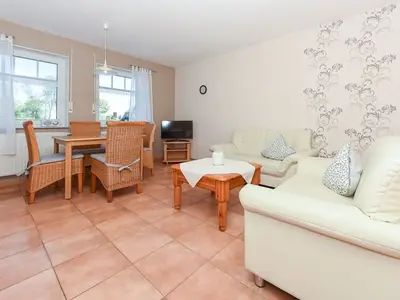 Ferienwohnung für 5 Personen (70 m²) in Holtgast 8/10