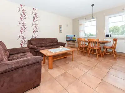 Ferienwohnung für 7 Personen (80 m²) in Holtgast 8/10