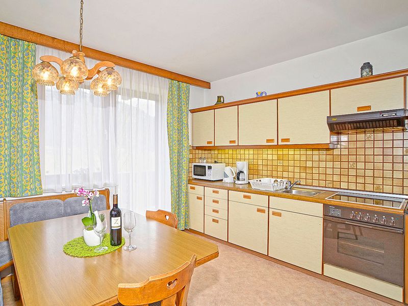 18362290-Ferienwohnung-9-Uttendorf-800x600-2