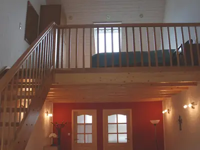 Wohnzimmer mit Galerie