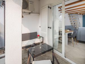 23760911-Ferienwohnung-4-Vabriga-300x225-5