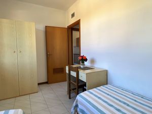 23850654-Ferienwohnung-4-Vada-300x225-1