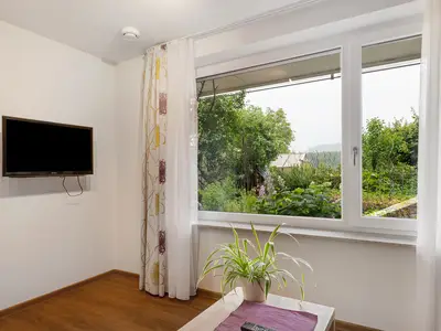 Photo, INSIDE, OUTSIDE