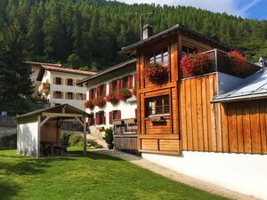 22184037-Ferienwohnung-5-Val Müstair-300x225-1