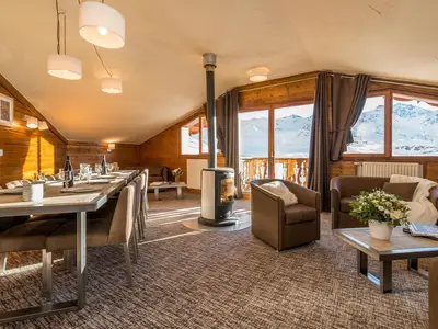 DiningRoom