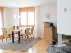 23992729-Ferienwohnung-4-Valbella-300x225-5