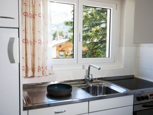 24036103-Ferienwohnung-4-Valbella-300x225-5