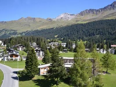 Zürcher Ferienhaus Valbella2