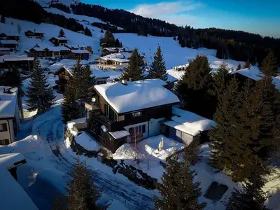 Ferienwohnung für 7 Personen (145 m²) in Valbella 3/10