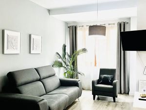 19049247-Ferienwohnung-6-Valencia-300x225-1