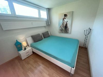 Schlafzimmer 1 (Doppelbett 180x200), Kleiderschrank)