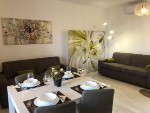 23937518-Ferienwohnung-4-Valledoria-300x225-0