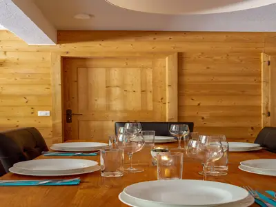 DiningRoom