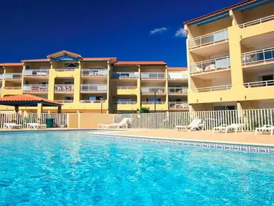 PoolOfHouse