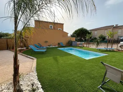 PoolOfHouse