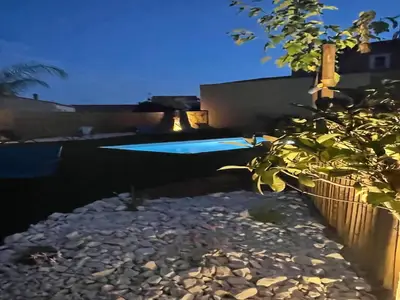 PoolOfHouse
