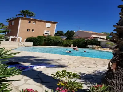 PoolOfHouse