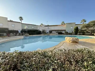 PoolOfHouse