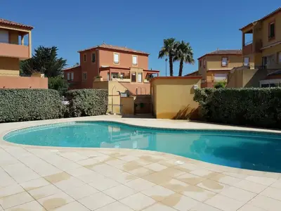 PoolOfHouse