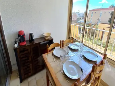 DiningRoom