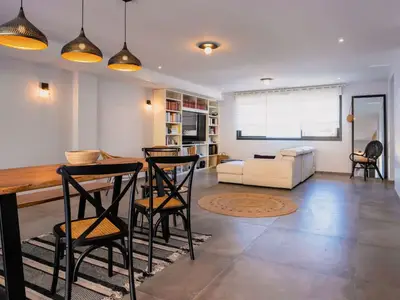 DiningRoom
