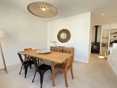 DiningRoom